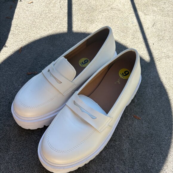Qupid Chunky White Loafers – Size 9 / 40, Brand New - Picture 4 of 7